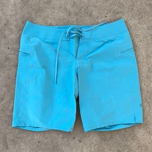 Lululemon Men’s Current State Board Shorts - Size 33 - Swim, Blue